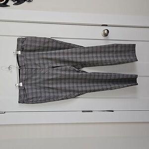 Gently used Lane Bryant Madison Pant, size 26